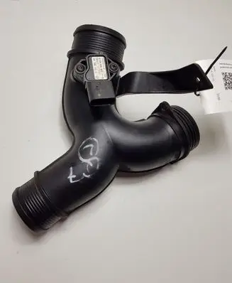 Audi Q7 4L Intercooler hose/pipe 7L6145795RL 038906051C