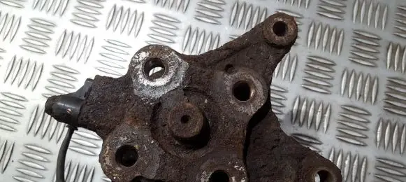 Mazda 6 Stub axle 