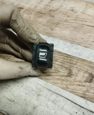 Citroen Berlingo Electric window control switch