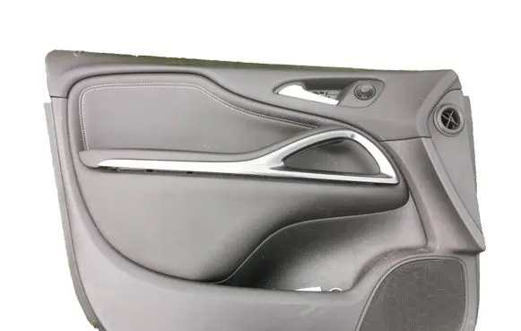 Opel Zafira C Coupe rear side trim panel L110633 39003695 340685796