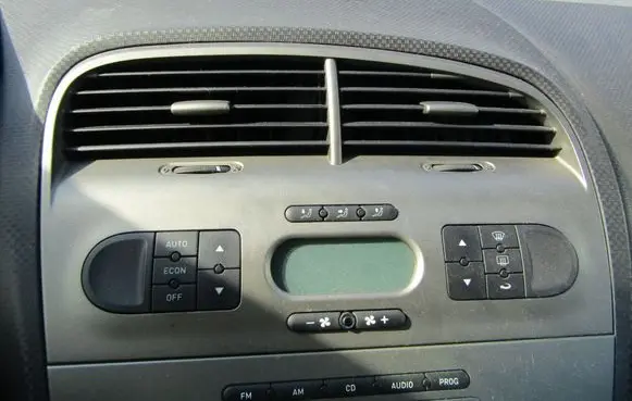 Seat Altea XL Air conditioning/heating control unit 