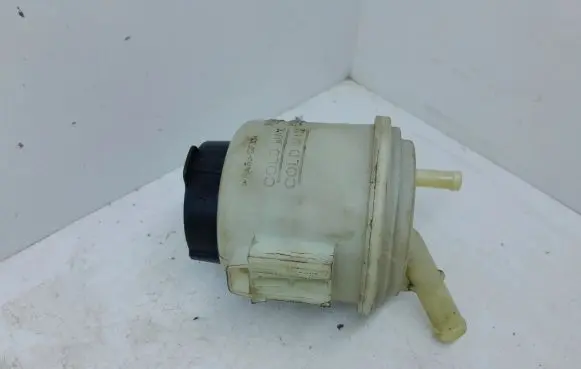 Infiniti QX70 S51 Power steering fluid tank/reservoir
