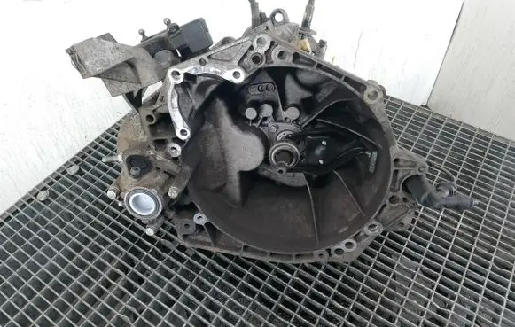 Peugeot 307 Manual 5 speed gearbox 20DM12
