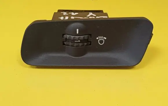 Alfa Romeo 166 Headlight level height control switch 2548902