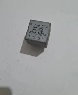 Volkswagen Golf III Other relay 141951253B 20240072