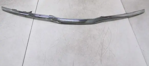 Nissan Pulsar Front bumper upper radiator grill