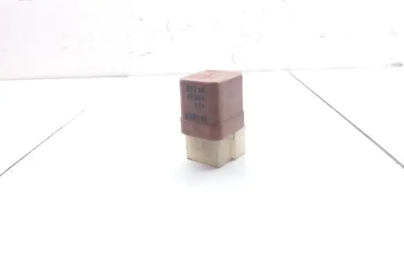 Nissan X-Trail T30 Other relay 2523079964