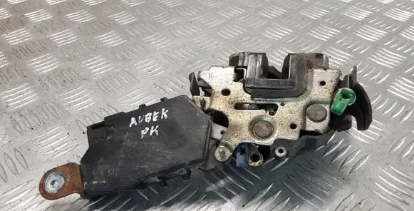 Subaru Outback Front door lock