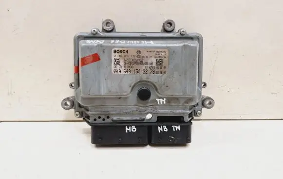 Mercedes-Benz A W169 Engine control unit/module A6401503279 1039S09254 0281012377