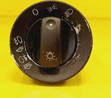 Audi A4 S4 B6 8E 8H Light switch 8E0941531A