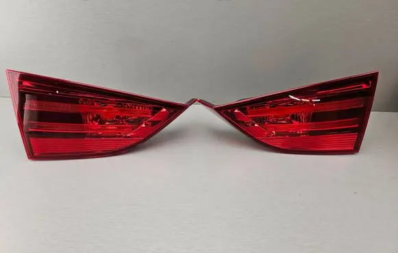 BMW X1 E84 Tailgate rear/tail lights 2990113 2990114 63212990113