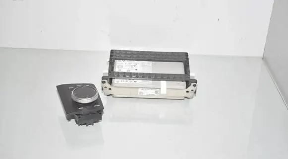 BMW i4 Radio/CD/DVD/GPS head unit 5A371C4 5B3D9E3 65825A371C4