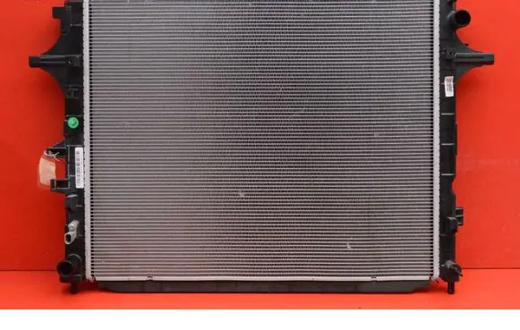 BMW X7 G07 Coolant radiator A00115836