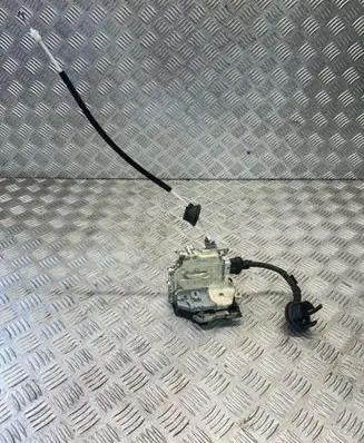 Audi Q7 4L Rear door lock 8K0839016C