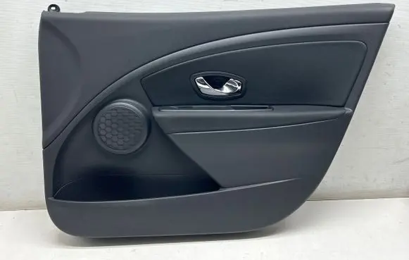 Renault Megane III Front door card panel trim 809005654R 102844297