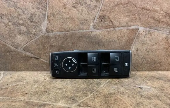 Mercedes-Benz CLS C218 X218 Electric window control switch A2129056100