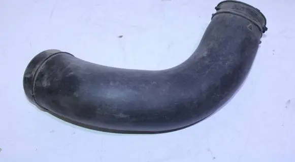 KIA Soul Air intake hose/pipe 28139B2200