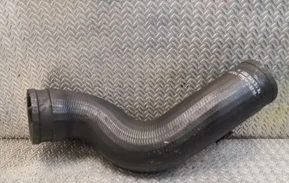 Mercedes-Benz C W202 Intercooler hose/pipe 2025281682
