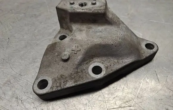 Ford Mondeo MK IV Gearbox mounting bracket 6G917M125MA