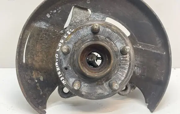 Opel Insignia A Front wheel hub