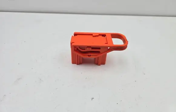 Toyota Auris 150 Battery relay fuse 