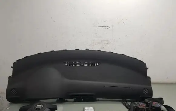 Seat Leon (1M) Dashboard 1C0909605A