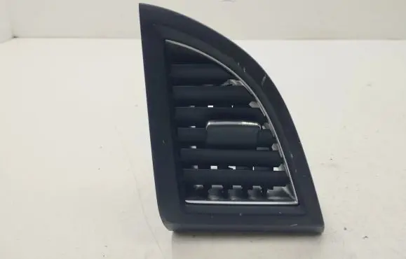 Honda CR-V Dash center air vent grill 77615T0AA1 E9360012100