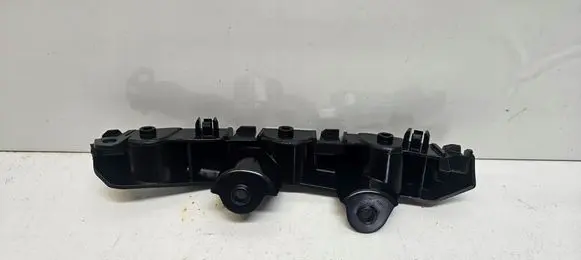 Dacia Duster II Front bumper mounting bracket 622235405R