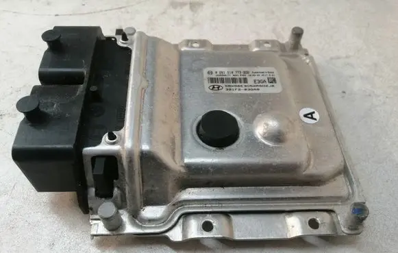 Hyundai i20 (GB IB) Engine control unit/module 391F203GA0 0261S10773 E3GA