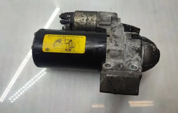 BMW 5 F10 F11 Starter motor 7801203