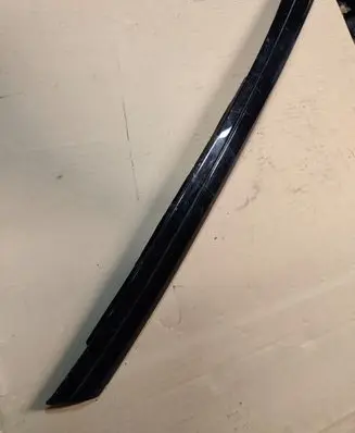 Chrysler Sebring (FJ - JX) Front door glass trim molding 