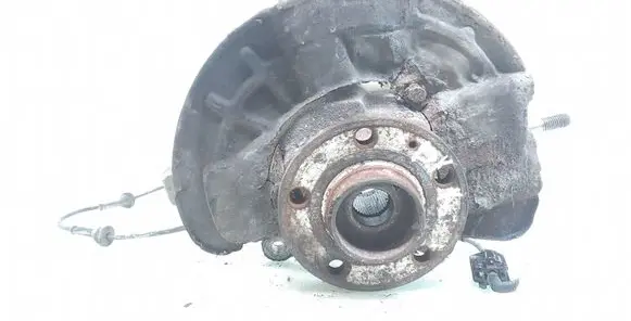 Volvo S60 Front wheel hub spindle knuckle 9461943