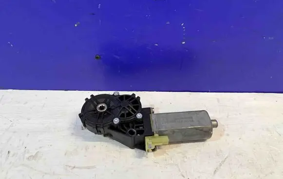 Chevrolet Tahoe Seat adjustment motor L0026737AE04 12V6004RA3023