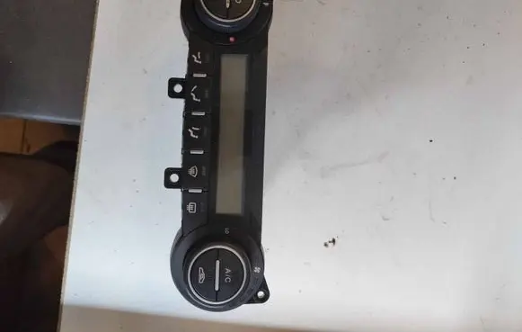 KIA Ceed Climate control unit ED08MYDSL