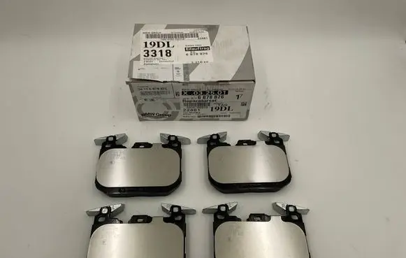 BMW 4 F32 F33 Brake pads (front) 6878876 22481 4904190010