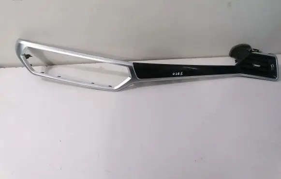 BMW 3 G20 G21 Dashboard glove box trim 6811448