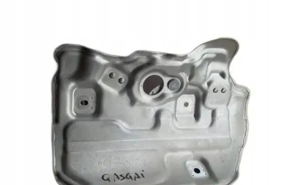 Nissan Qashqai Heat shield in engine bay 