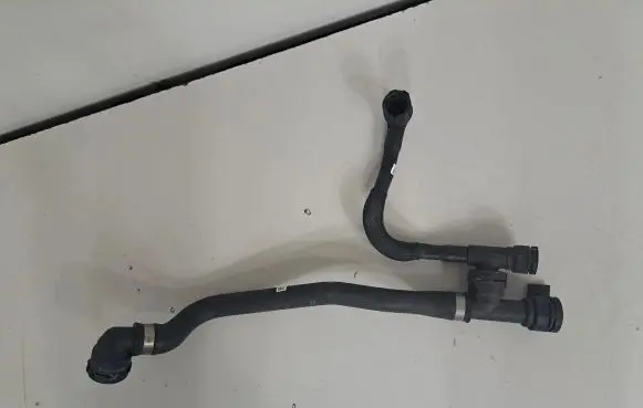 BMW 5 G30 G31 Engine coolant pipe/hose 8602616 8602612