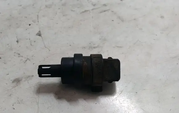 Audi A6 S6 C4 4A Intake air temperature sensor 028906081