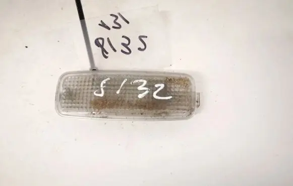 Audi A6 S6 C5 4B Other interior light 8l0947105a
