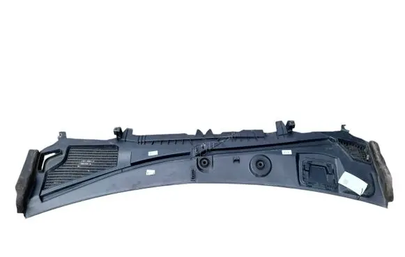 Mercedes-Benz EQE v295 Wiper trim A2978301700 A2978301600