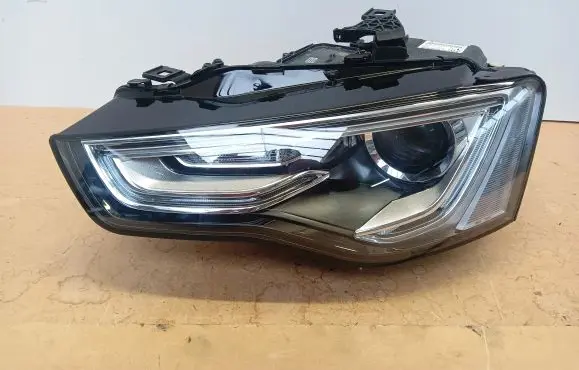 Audi A5 Headlight/headlamp 8T0941031