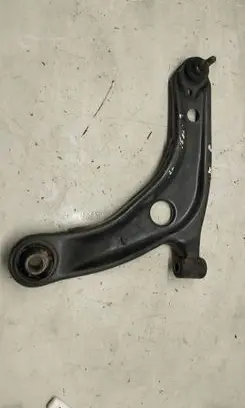 Toyota Verso-S Front lower control arm/wishbone