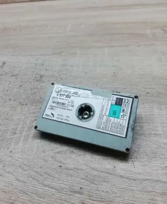 BMW X5 E53 Antenna control unit 8377654