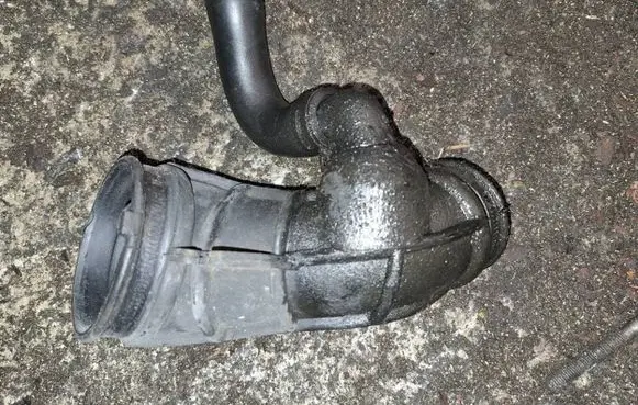 Opel Astra G Air intake hose/pipe