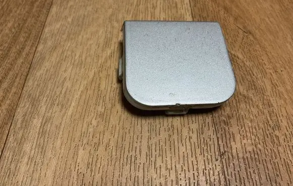 Ford Focus Front tow hook cap/cover 2M5117A989AB