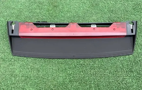 Audi A8 S8 D4 4H Third/center stoplight 4H0945097 4H0945097A