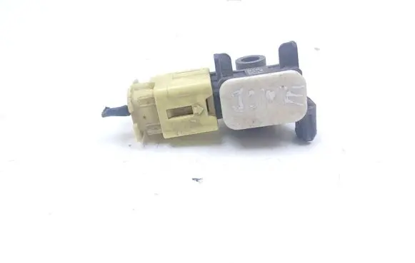 Nissan Juke I F15 Airbag deployment crash/impact sensor 988301EA0A