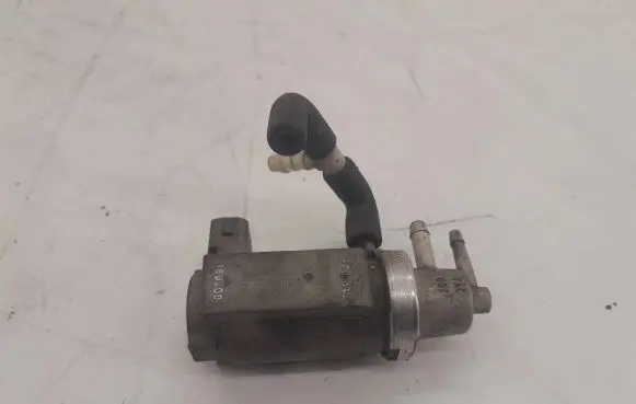 Audi A6 S6 C5 4B Turbo solenoid valve 059906627A 72190321
