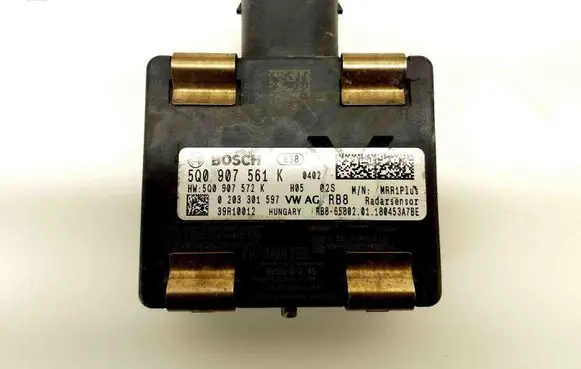 Skoda Fabia Mk3 (NJ) Distronic sensor radar 5Q0907572K 5Q0907561K